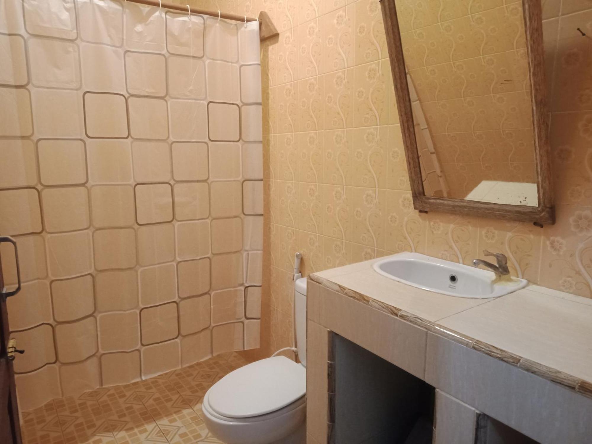 Harus Damai Inn Lagudri Esterno foto