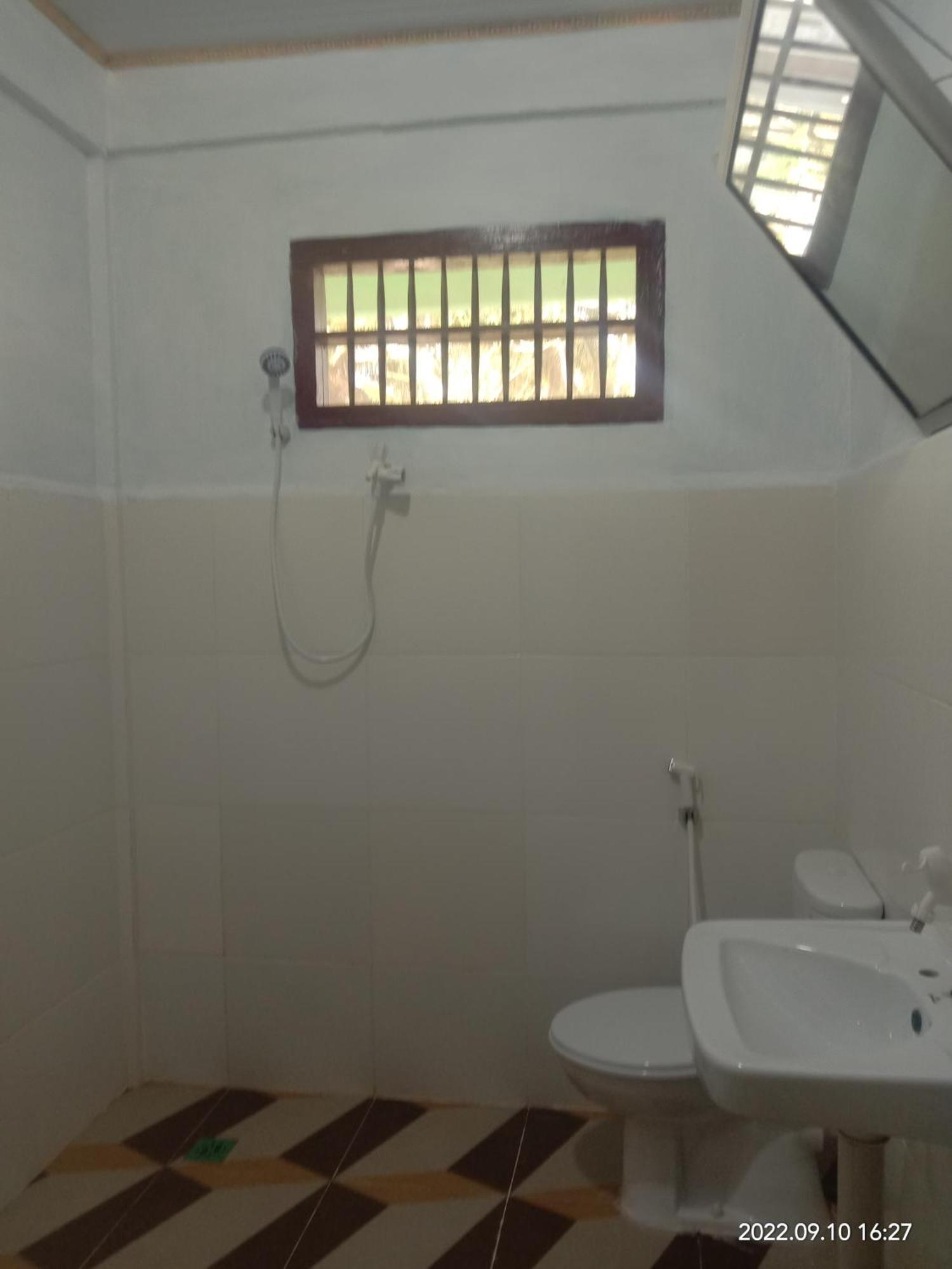 Harus Damai Inn Lagudri Esterno foto